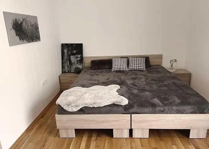 Rosie's Cozy Bright Summer Paradise 아파트