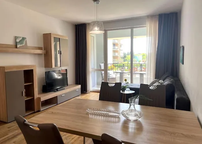 Rosie's Cozy Bright Summer Paradise * Saints Constantine and Helena