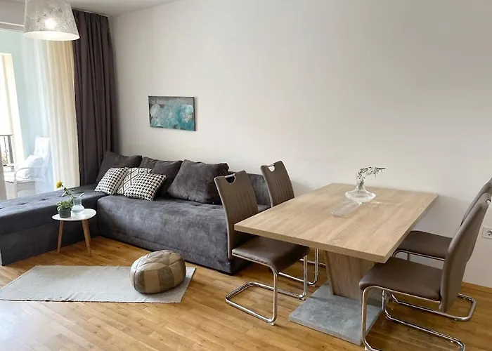 Rosie's Cozy Bright Summer Paradise Apartment Saints Constantine and Helena